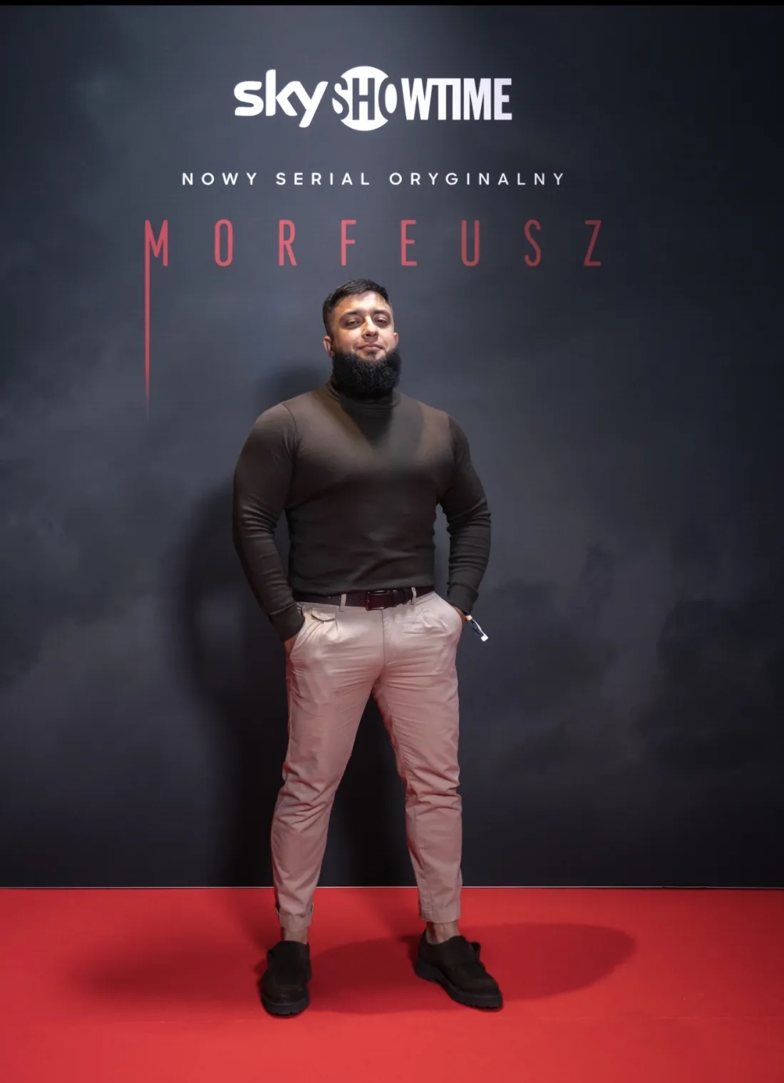 Ali Bahrudinov na premierze serialu „Morfeusz” SkyShowtime